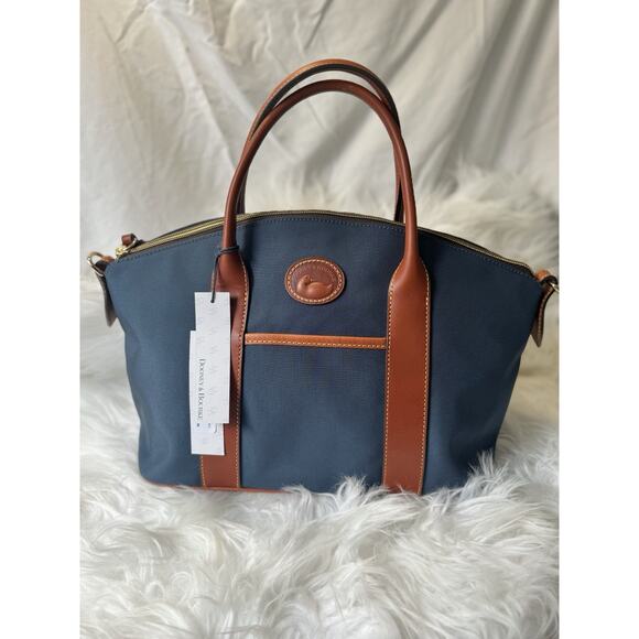 LIMITED TIME SALE $338 Dooney & Bourke Madeline Nylon Satchel Shoulder NAVY - Picture 2 of 8